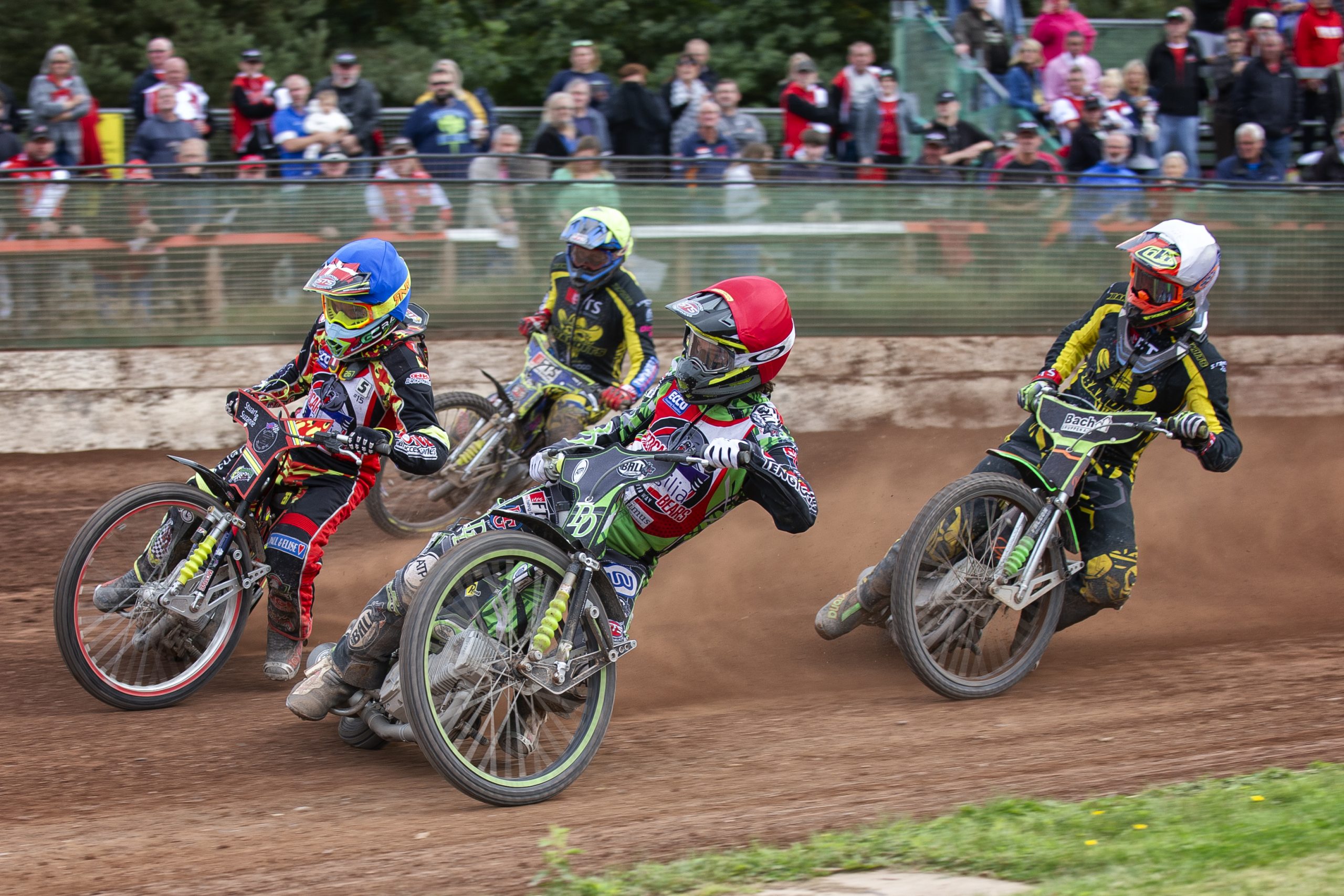 Speedway the winner as Bears blunted by the brilliant Bandits!